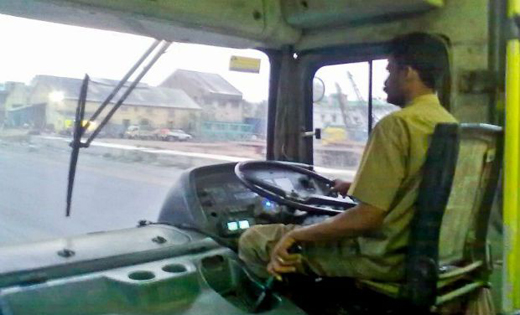 bus india